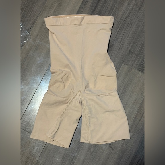 New Spanx Higher Power Shorts - High-Rise Waist Shapewear Sz XL - Picture 4 of 7